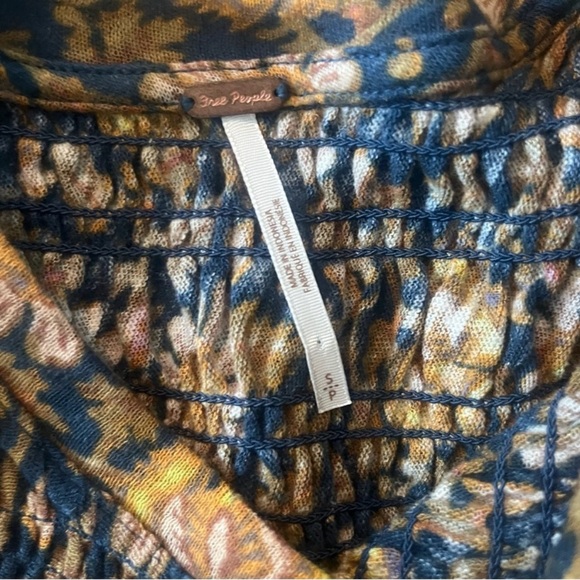 Free People Ruffled Up Top - Picture 7 of 7